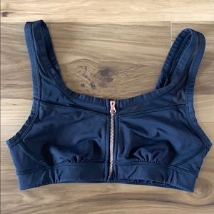 Black Lululemon Sports Bra